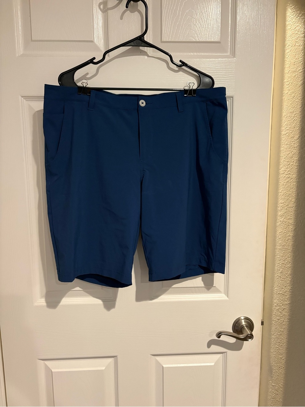 Columbia Men's Flat-Front Shorts in Navy Blue